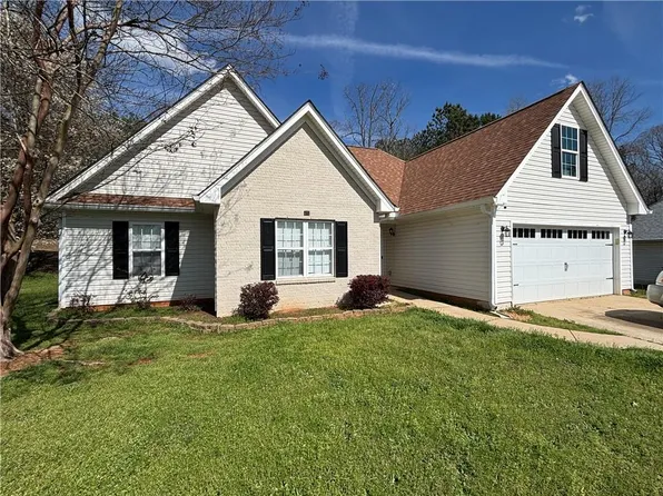 3720 Scotland Ln, Snellville, GA 30039