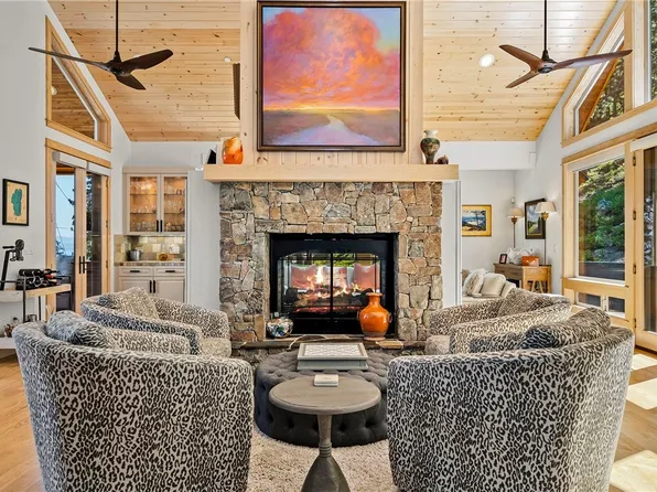 289 Tuscarora Rd, Crystal Bay, NV 89402