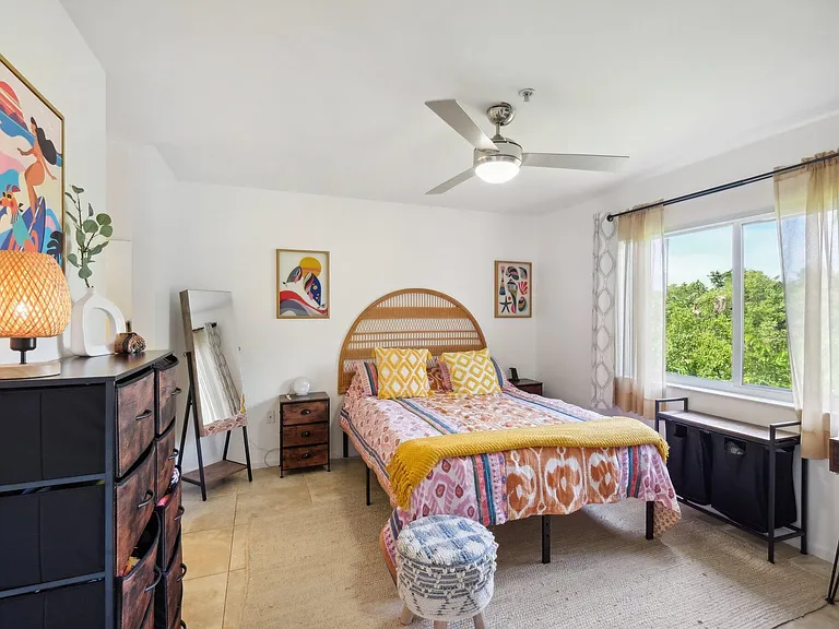300 Scotia Dr #304 — Photo 8