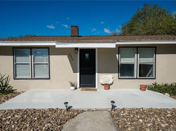 2475 Avenue E E, Ingleside, TX 78362