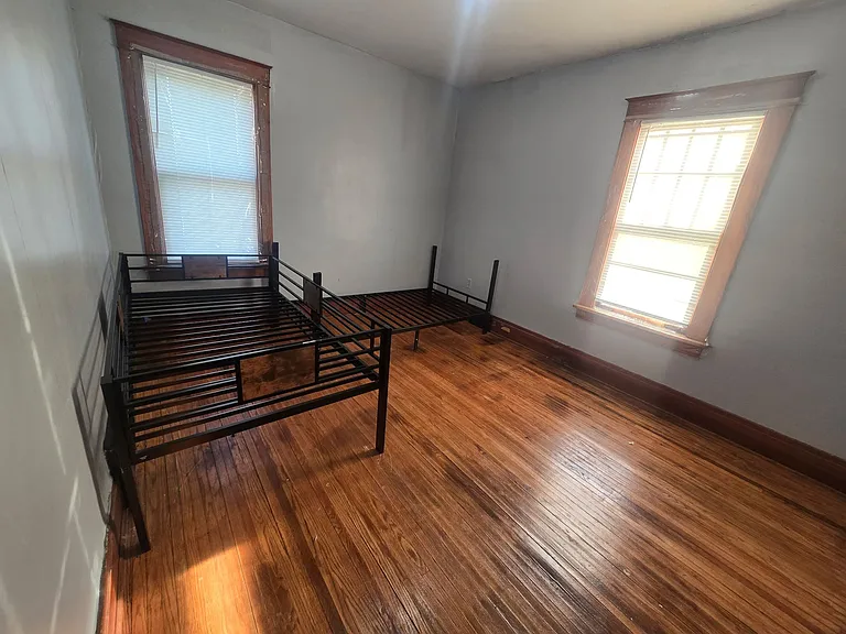 1521 Pierce Ave #2 — Photo 2