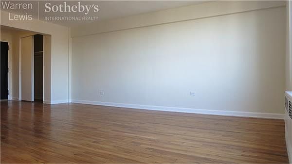 2nd image of 410 E 25th St APT 4C
