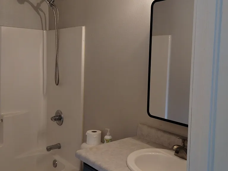 2nd Bathroom
