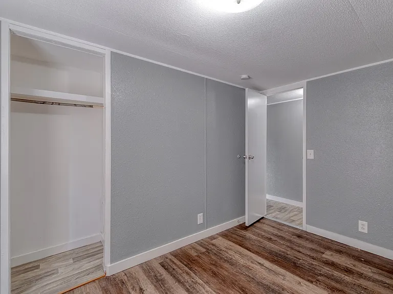 1129 Merners Trl — Photo 15