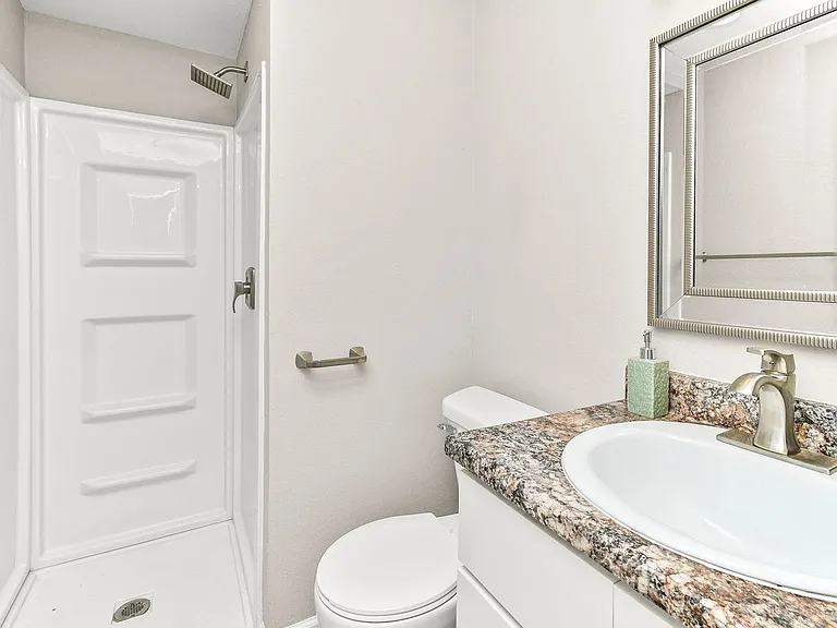2626 W Hanover Dr — Photo 18