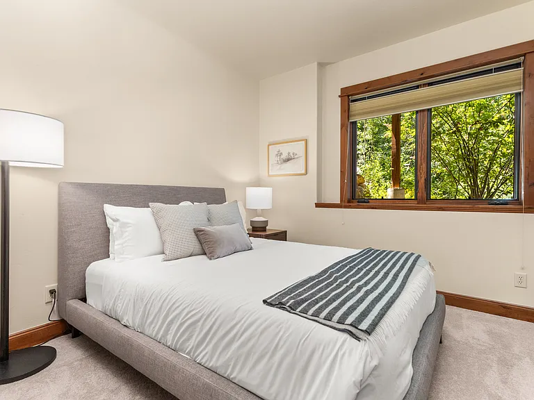 Queen Bedroom #1 | Main Level
