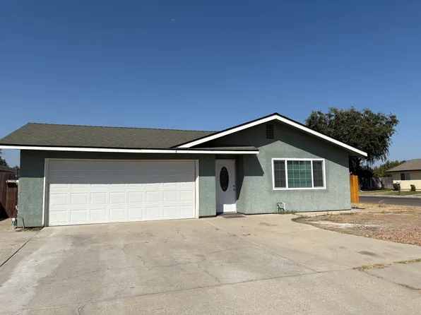 1541 N Central Ct, Visalia, CA 93291