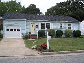 2nd image of 102 Cardinal Ln