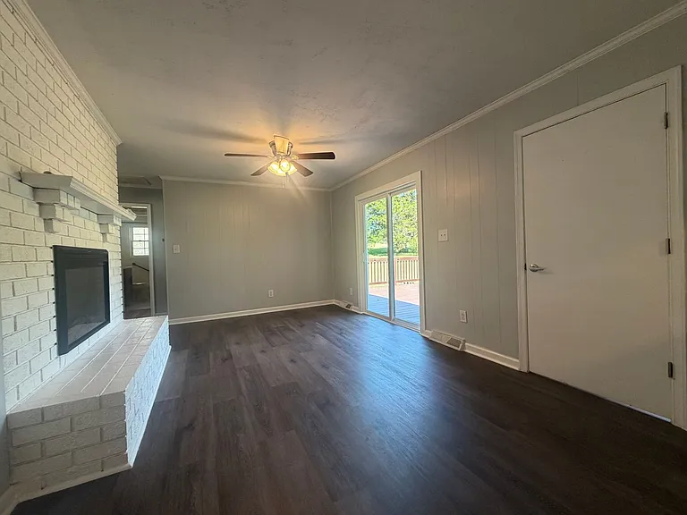 2703 Toronto Ln — Photo 17