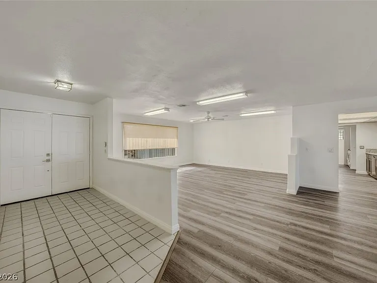 6760 W Oakey Blvd — Photo 5