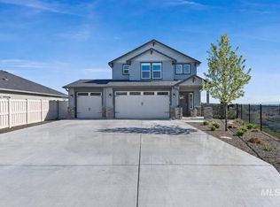 10757 W Thimbleberry Ct, Star, ID 83669