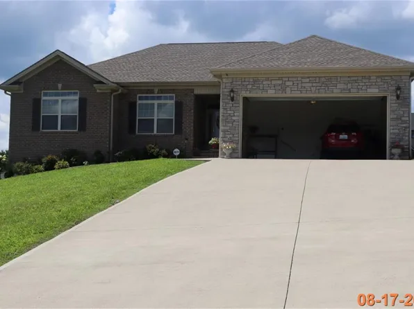 300 E Saddlebrook Dr, Somerset, KY 42503