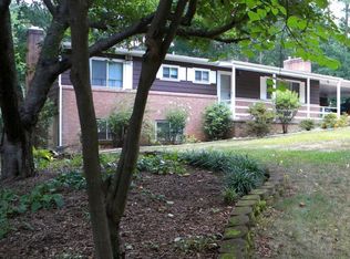 6680 Ridgeway Dr, Springfield, VA 22150