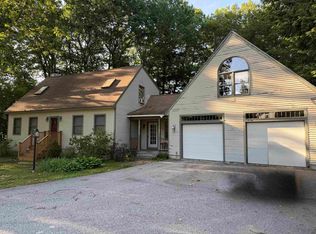 35 Peterson Cir, Concord, NH 03303