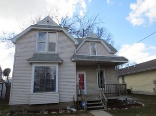 1302 N Washington Ave, Mason City, IA 50401