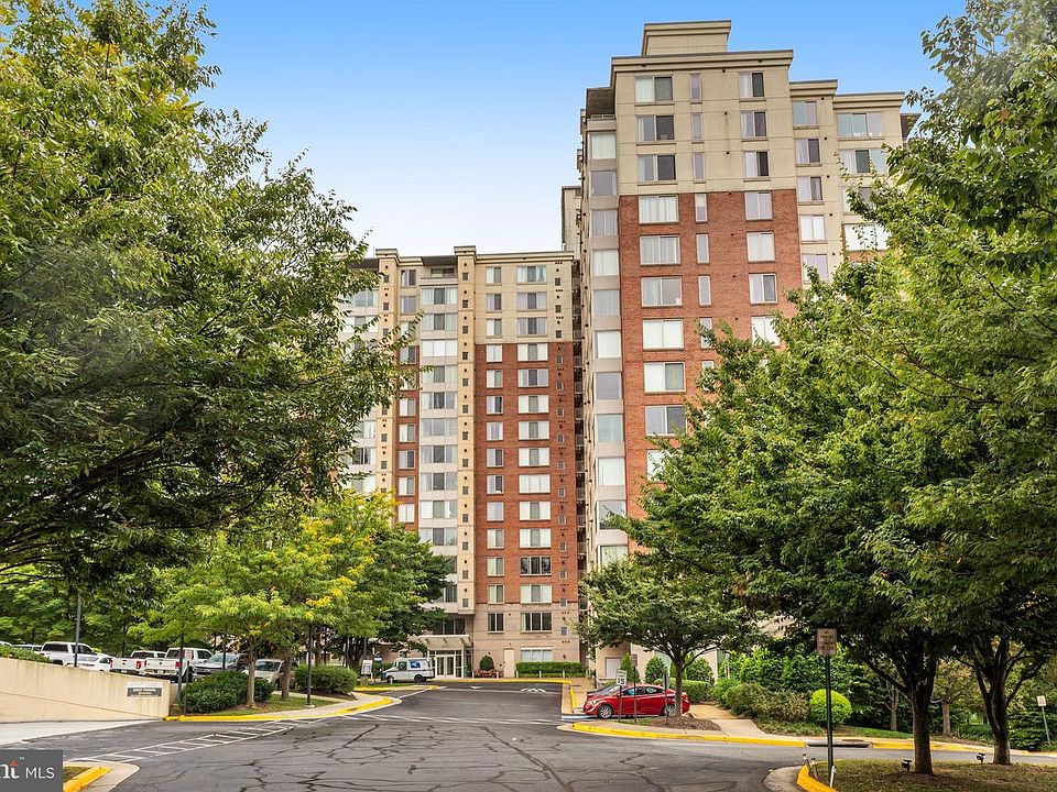 1st image of 2726 Gallows Rd APT 417