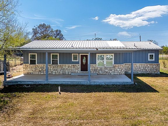 2nd image of 255 Thompson Rd