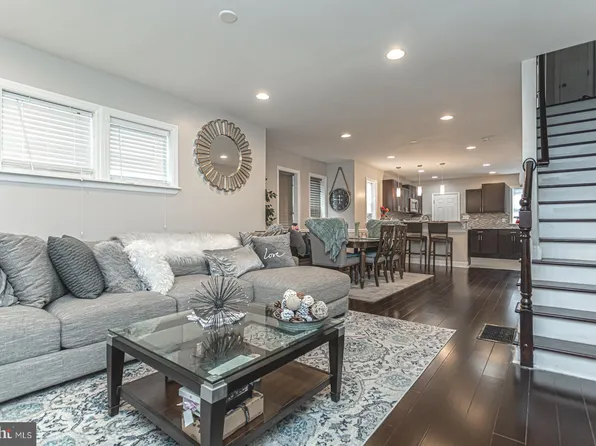 43 Hirst Ave, Lansdowne, PA 19050