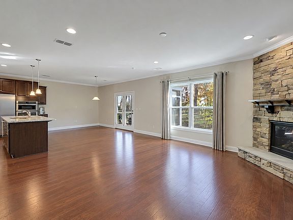 3rd image of 4010 Compass Pointe Ct