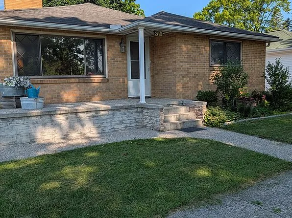 318 S Mercer St, Pinconning, MI 48650