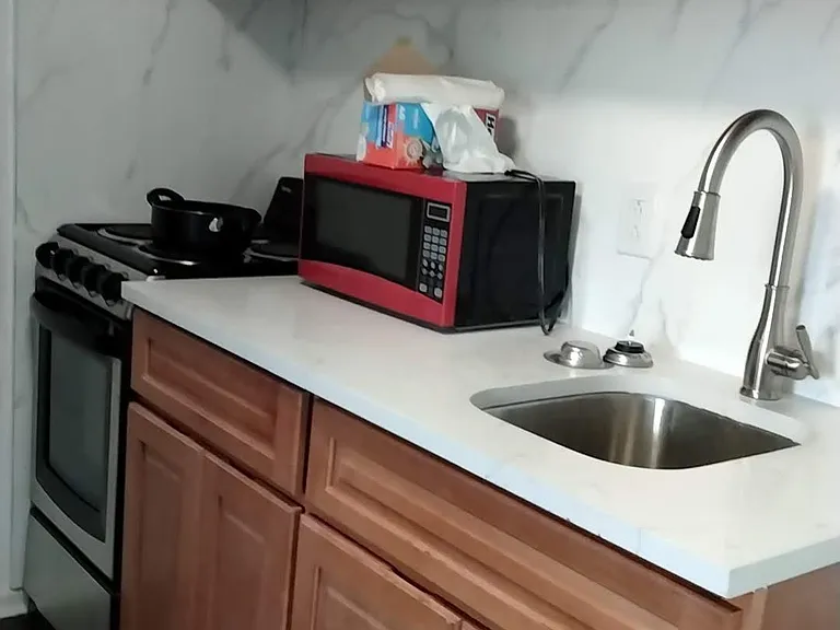 902 Brady Ave #3 — Photo 6