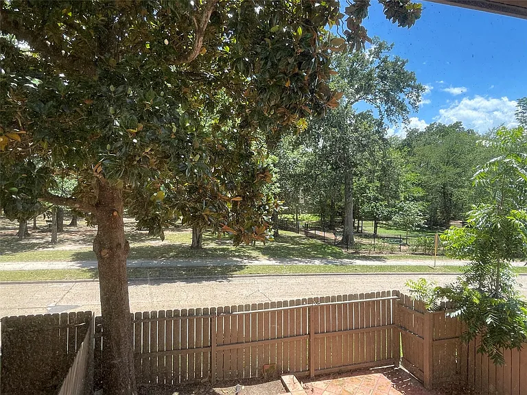 12315 Glenview Dr — Photo 16