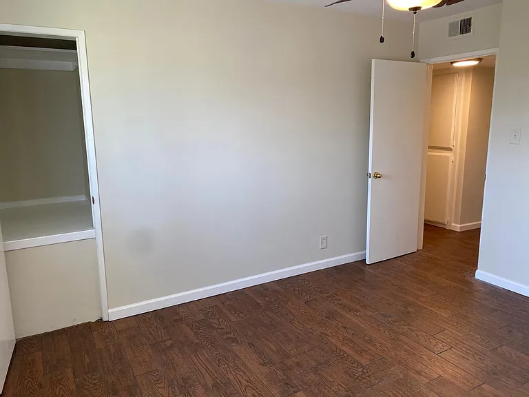 1980 S Garth Ave #4 — Photo 14