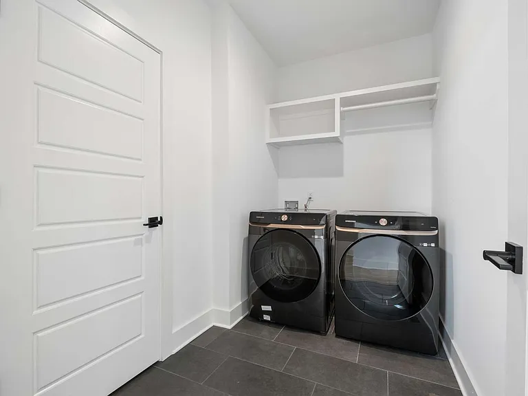 2225 Herman St — Photo 30