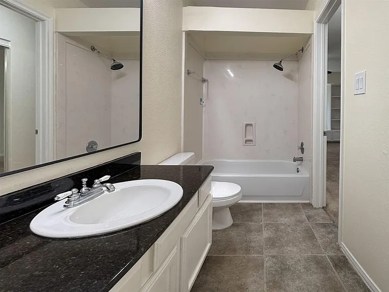 31 N Lakeridge Cir — Photo 17