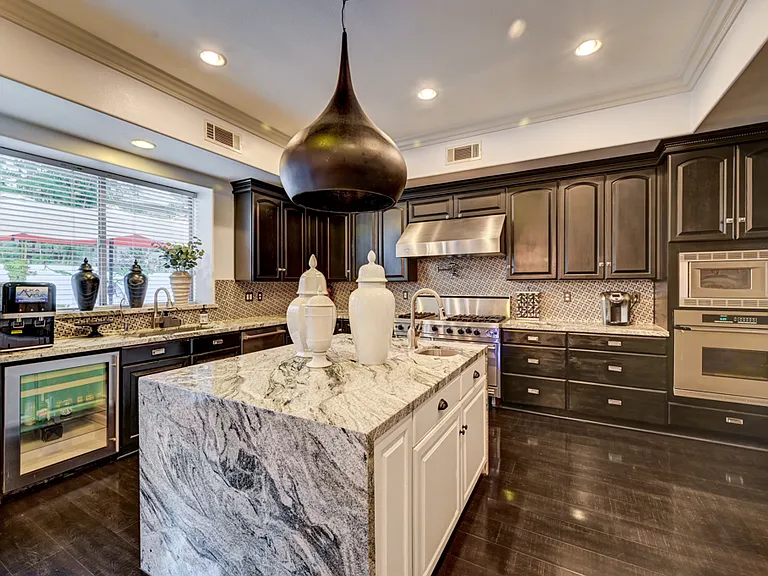 10212 Stone Briar Ct — Photo 56