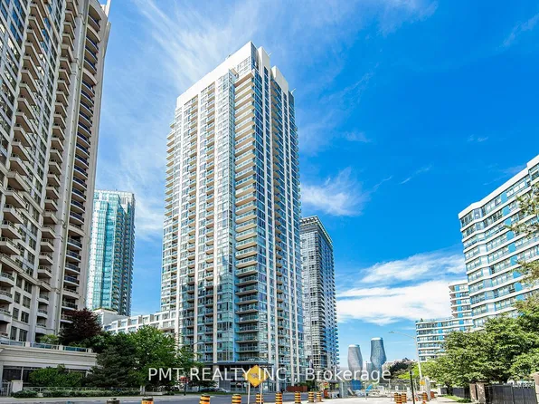 225 Webb Dr #719, Mississauga, ON L5B 4P2