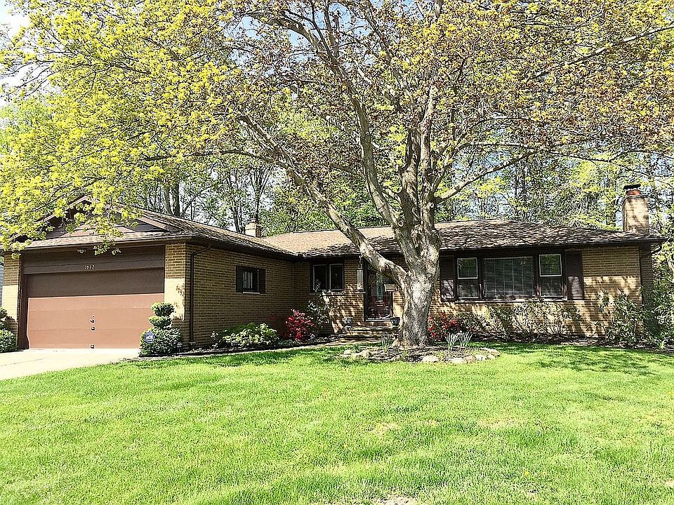 1st image of 1642 Windsor Dr