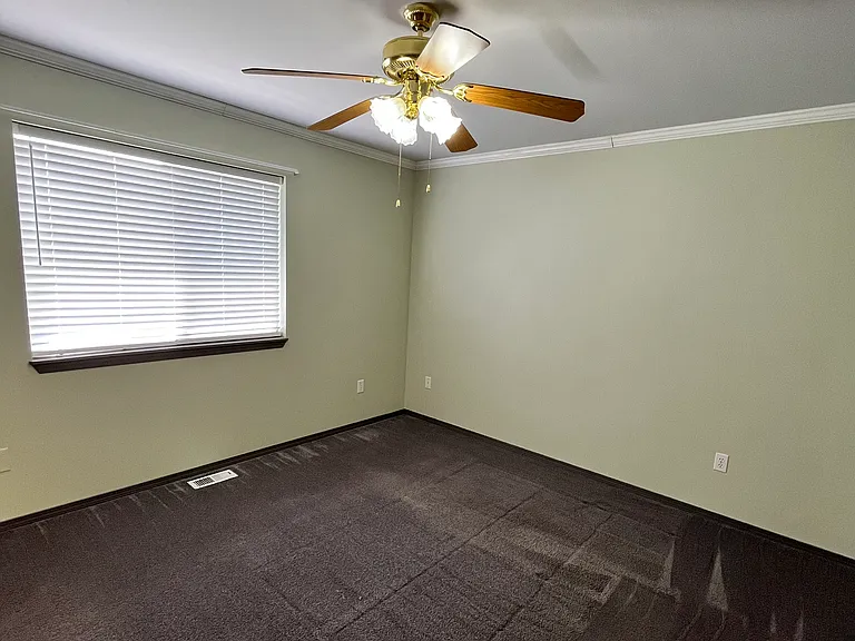 952 W Sheridan Ave — Photo 19