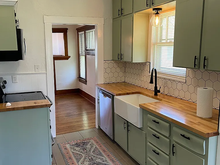 2139 NW 15th St — Photo 6