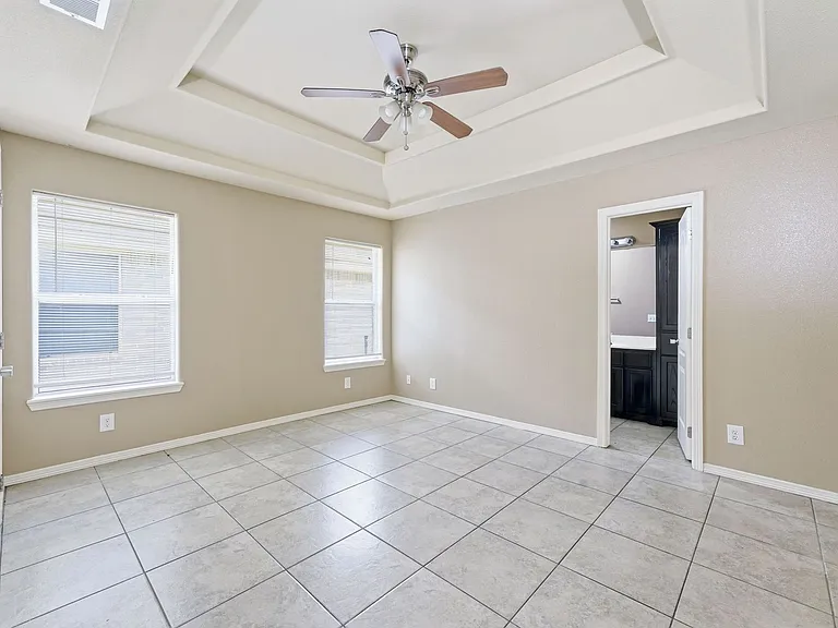 3602 S Fairmont Ave — Photo 8