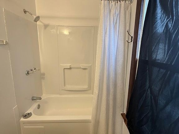 5th image of 234 Grand Ave #4