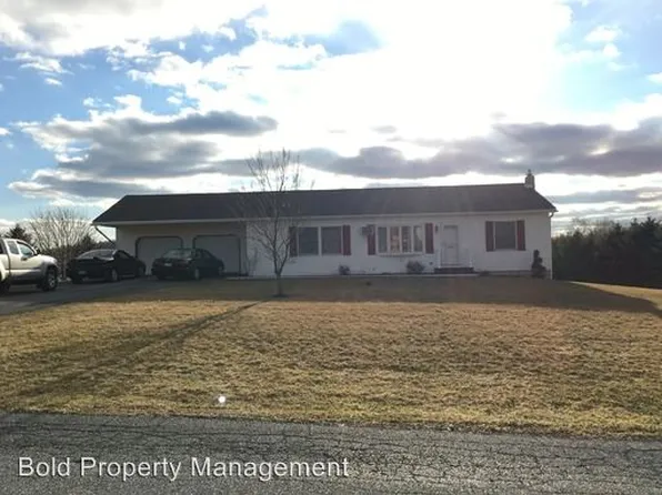 1254 Trolley Rd, Mohrsville, PA 19541