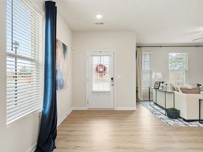 1149 NE Charming Pines Pl — Photo 24
