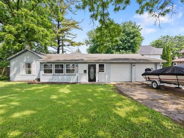 116 E Randolph St, Stoughton, WI 53589