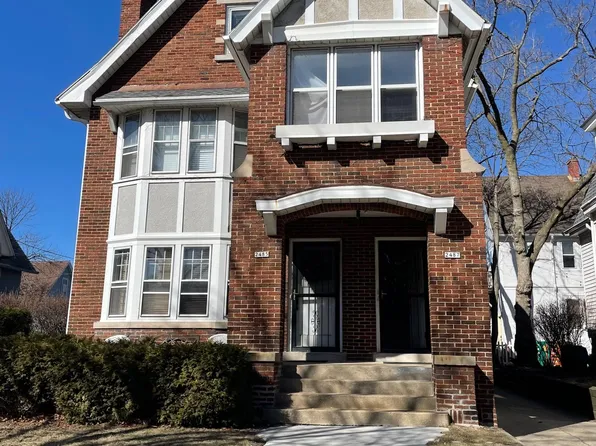 2485 N Maryland Ave, Milwaukee, WI 53211