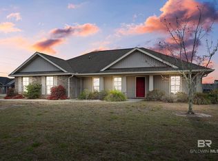 33644 Fieldstone Ln, Lillian, AL 36549