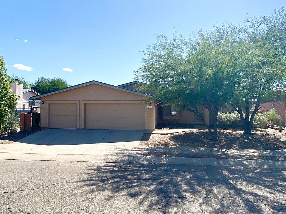 1st image of 1841 W Arroyo Vista Dr