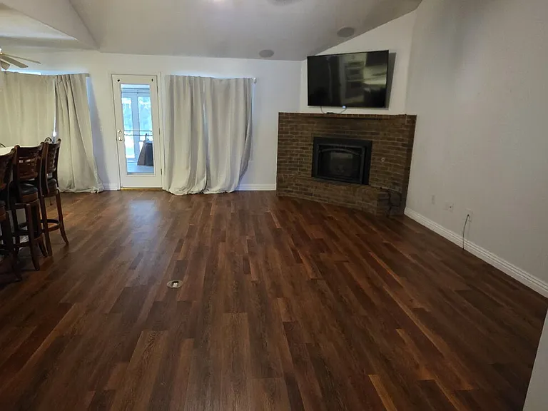 10500 Attleboro Ave — Photo 6