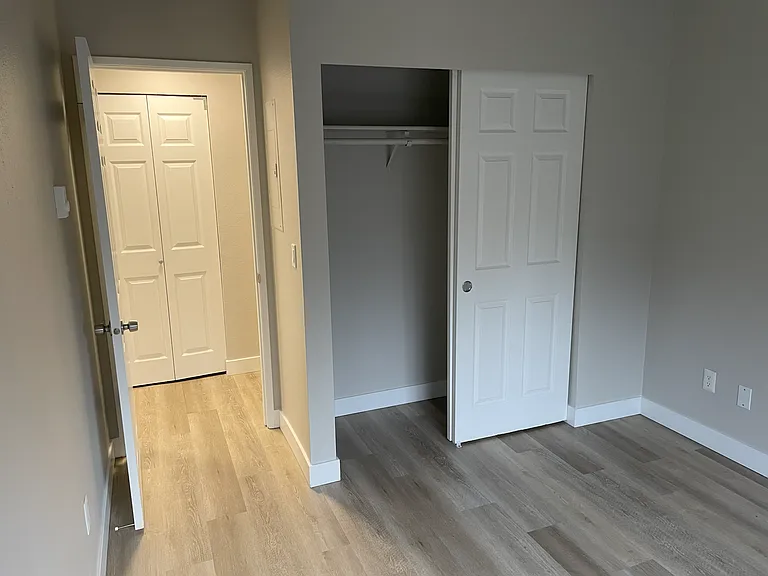Redmond Park Apts — Photo 89
