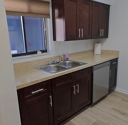 4th image of 4742 Capri Pl #214