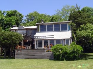 36 Short Beach Rd, Sag Harbor, NY 11963