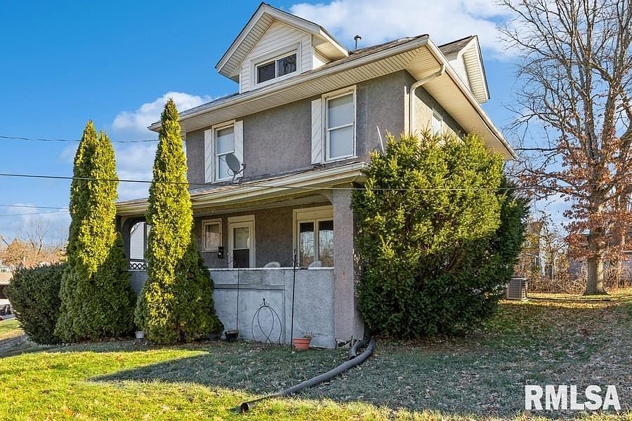 1st image of 2309 & 2309-1/2 24th St