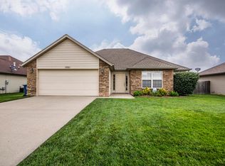 4343 W La Casa St, Springfield, MO 65802