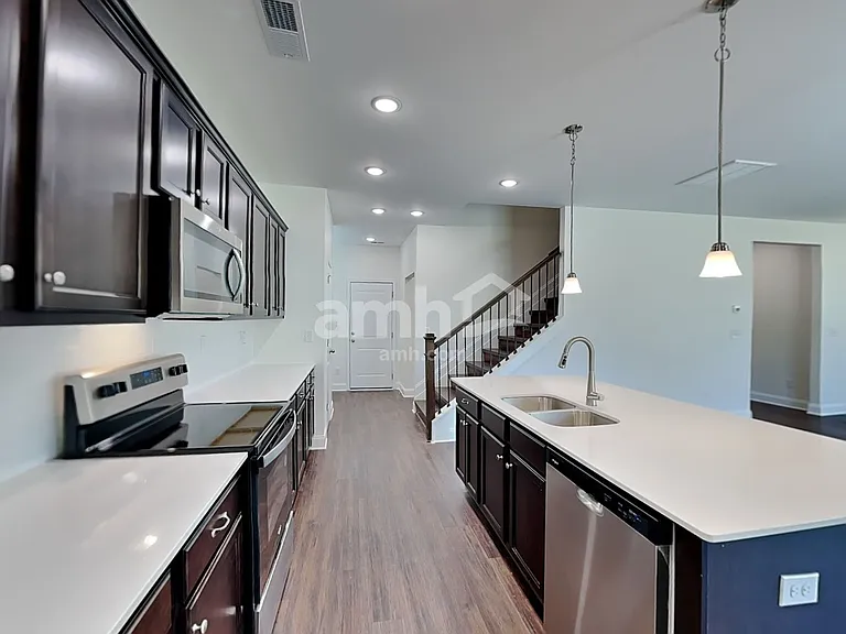 13005 Redwind Dr — Photo 3