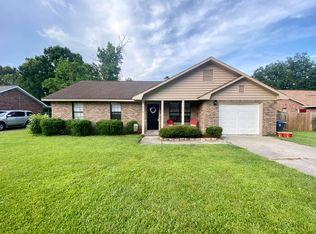 616 Oxford Rd, Ladson, SC 29456